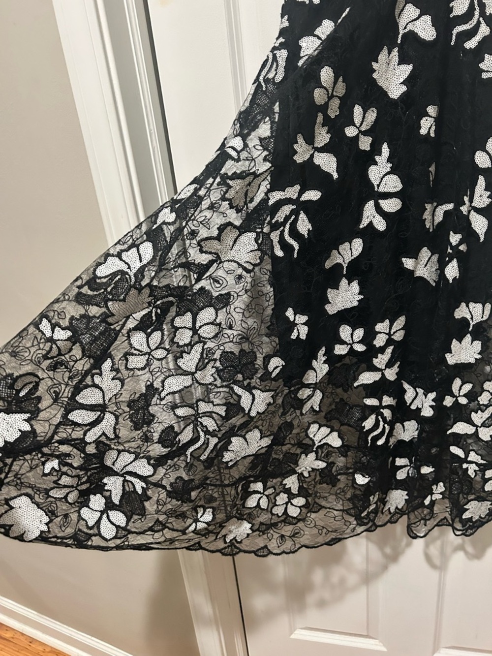 Dress the Population Audrey Black & White Lace Overlay Midi Cocktail Dress - Picture 7 of 16